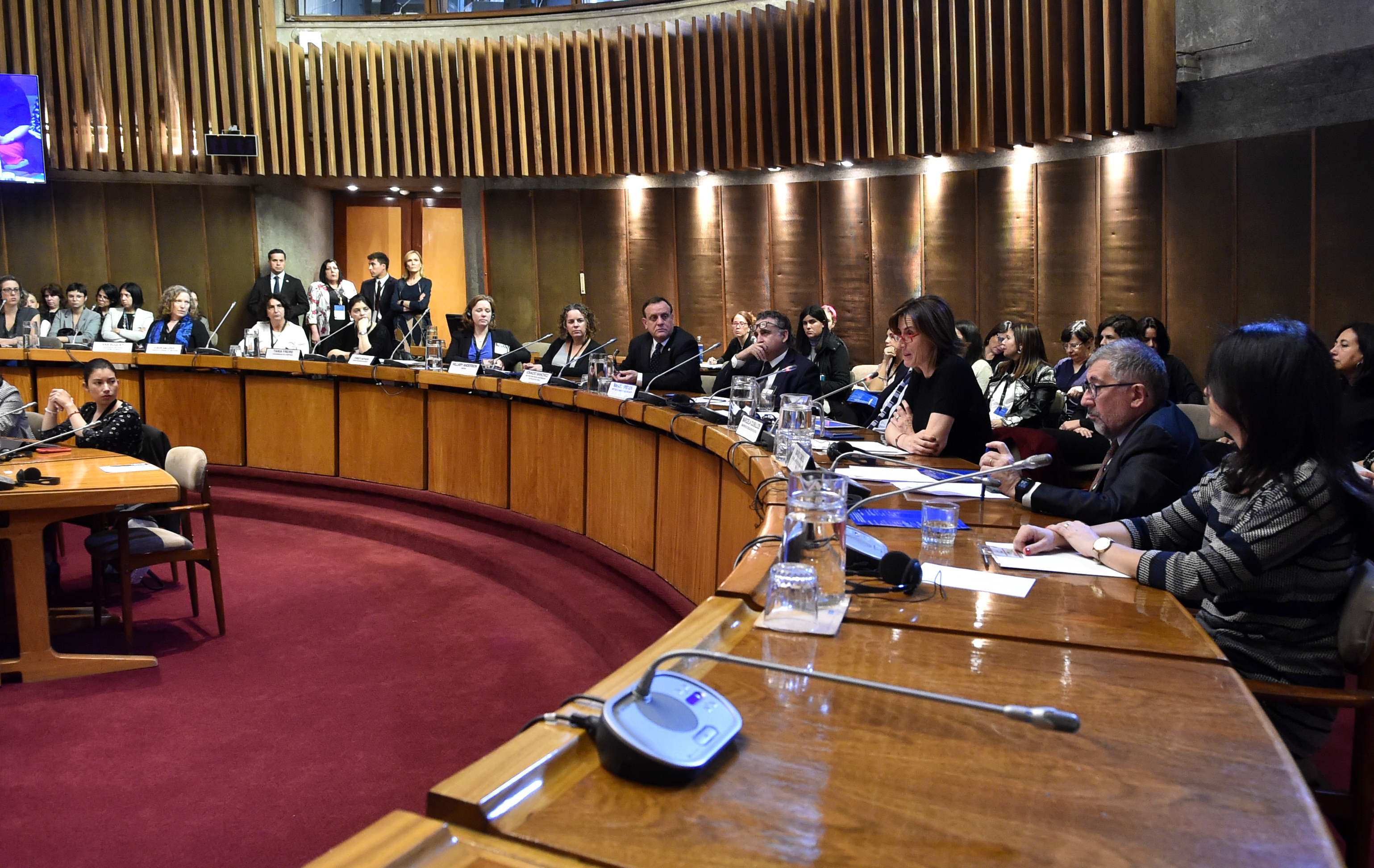 compromiso para combatir la violencia de género