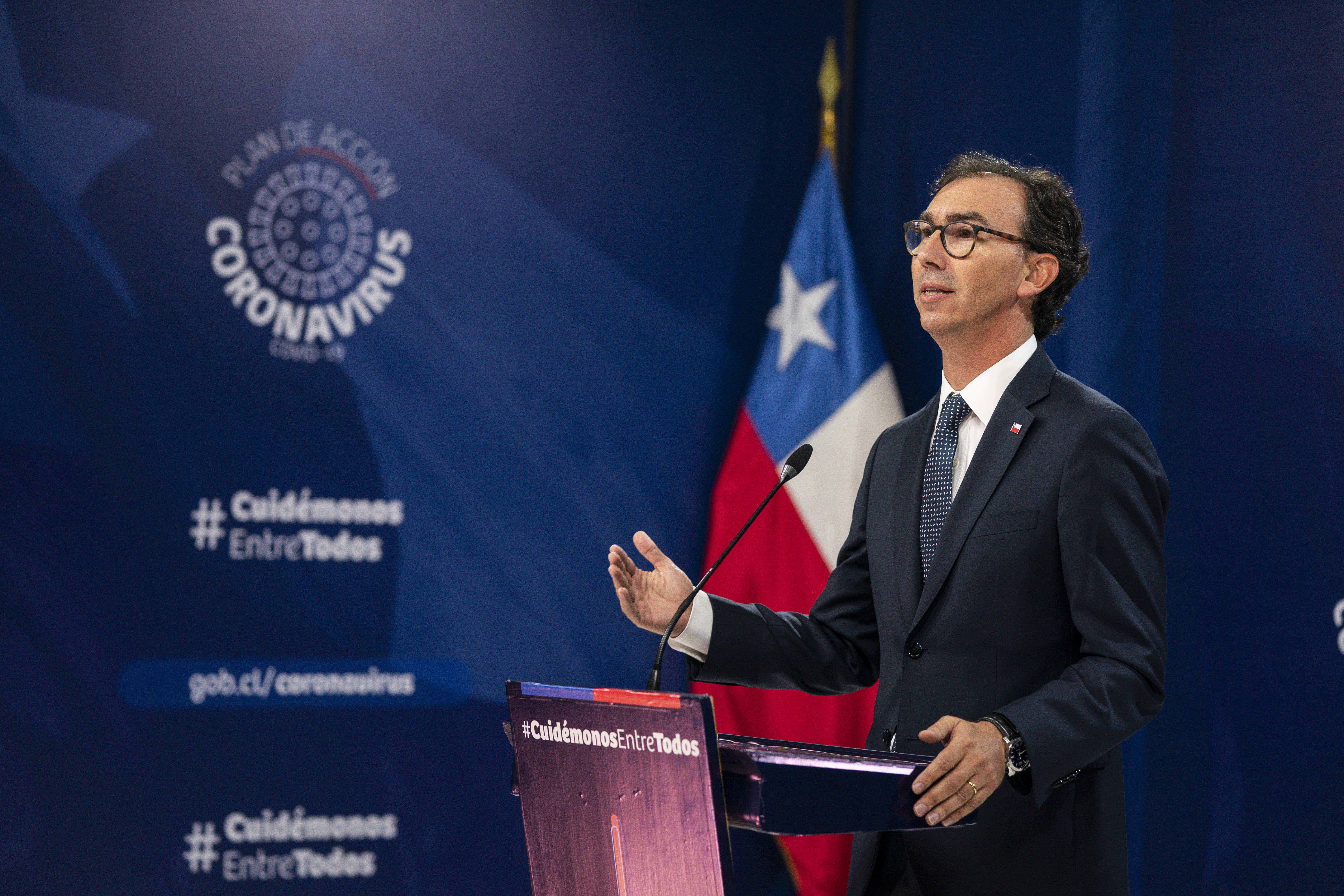 Raúl Figueroa Ministro de Educación MINEDUC