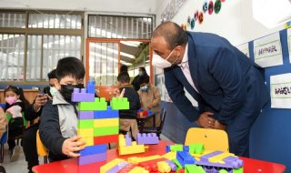 Ministro Ávila y alcalde Vodanovic inauguran el año escolar