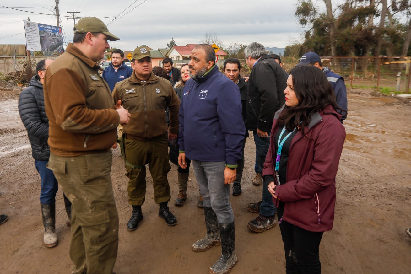 Ministro y autoridades recorren Región del Maule para catastrar daños