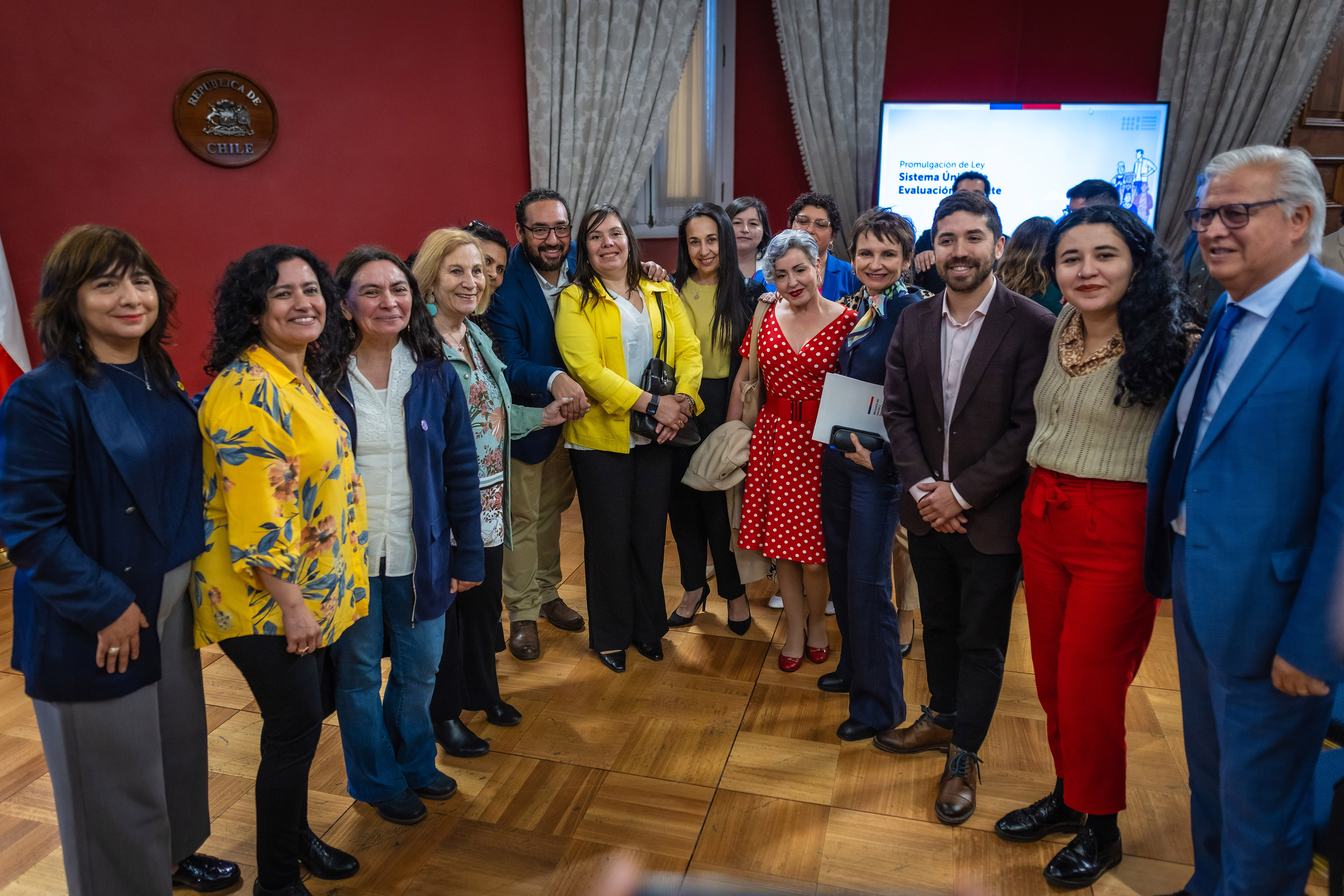 Promulgada ley que acaba con la doble Evaluación Docente