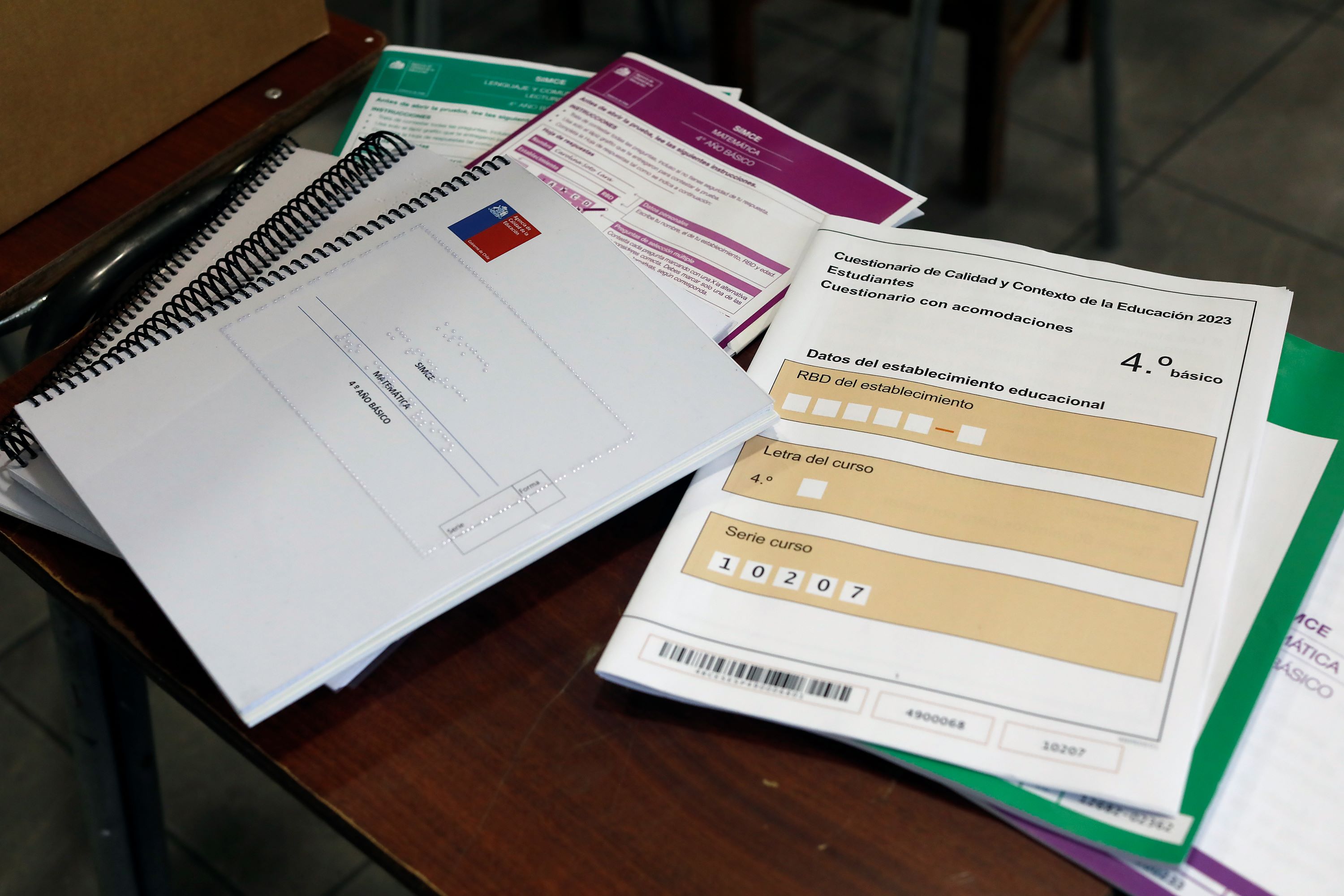Más de 500 mil estudiantes de 4° básico y II medio rindieron el Simce 2023, que incluyó Cuestionarios de Calidad y Contexto de la Educación.