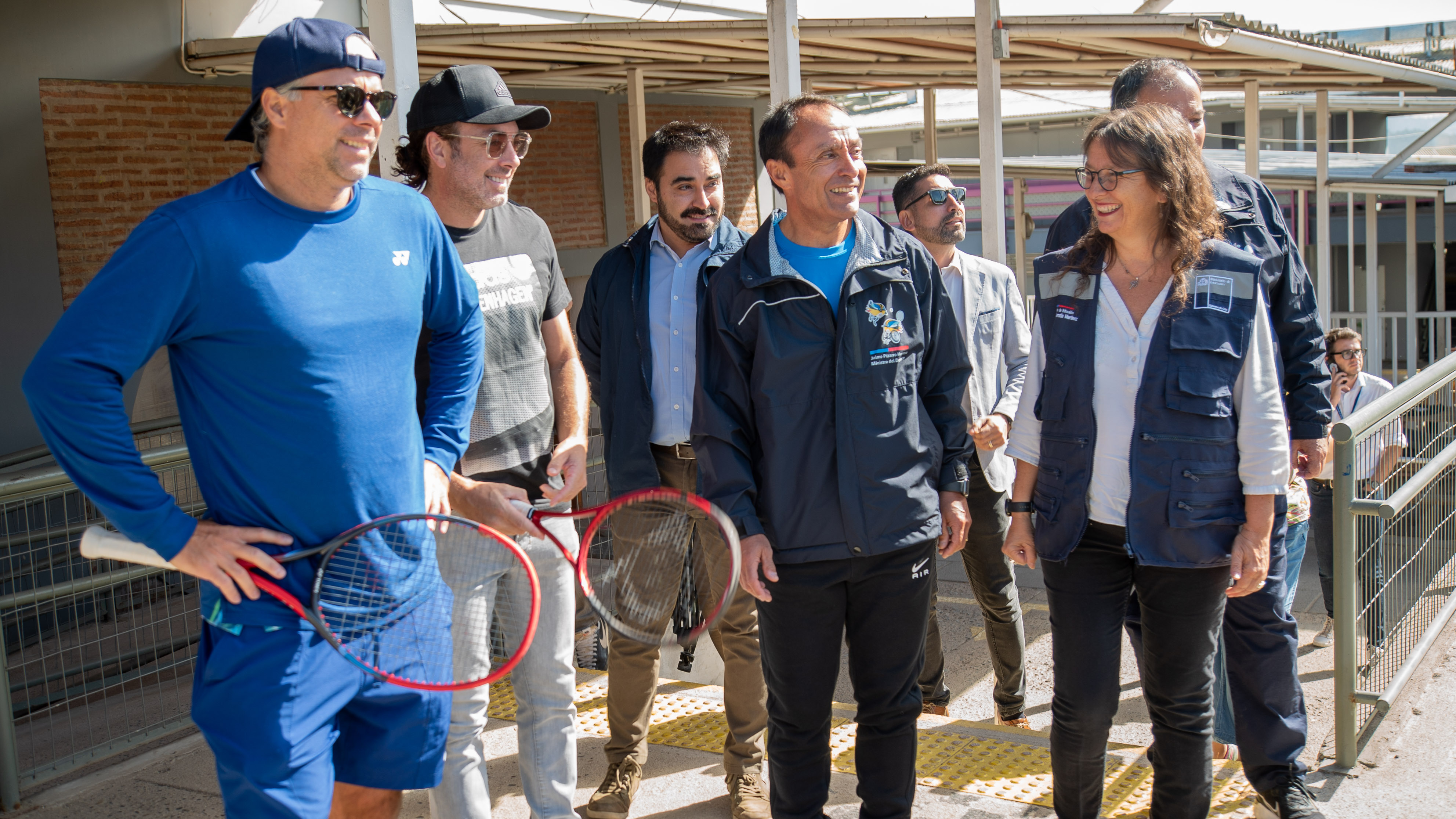 Práctica de tenis en “Escuelas Abiertas” 