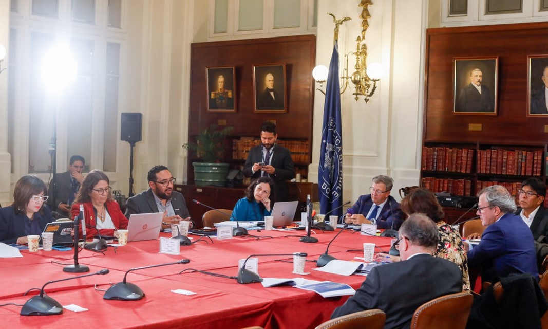 Ministro Cataldo expone en el Senado proyecto de ley de mejoras al Sistema de Educación Pública