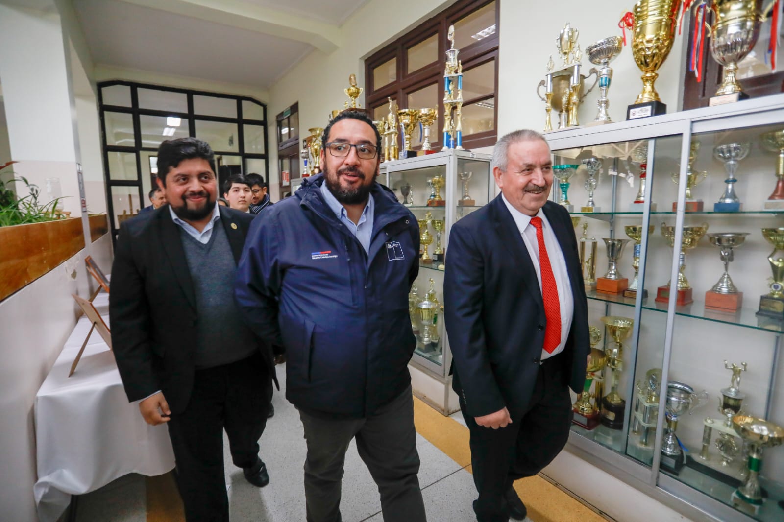Liceo Bicentenario Luis Alberto Barrera - Magallanes