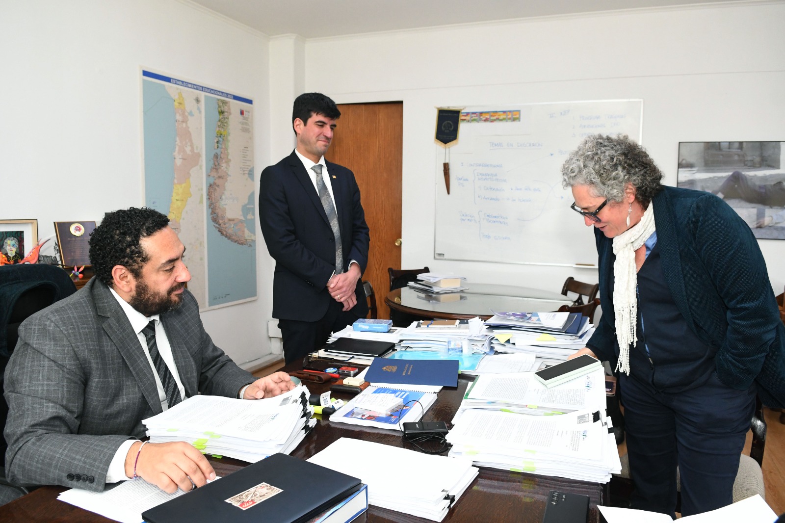 Jurado llamando a César Ross