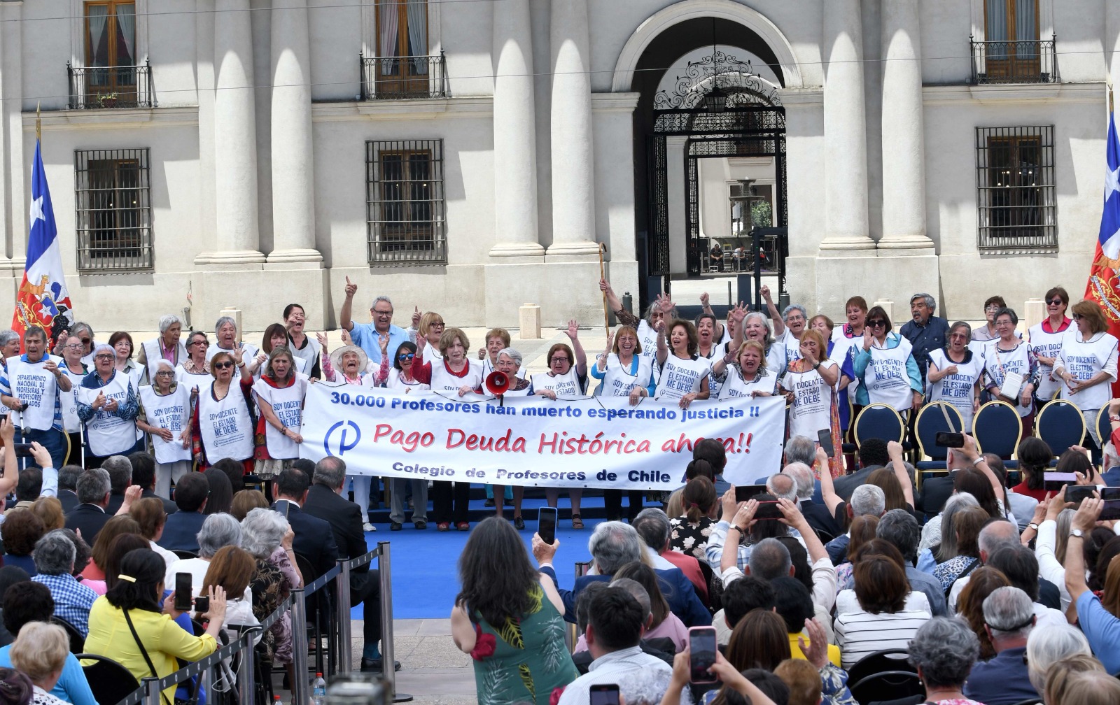 Proyecto de ley que da solución a la deuda histórica docente
