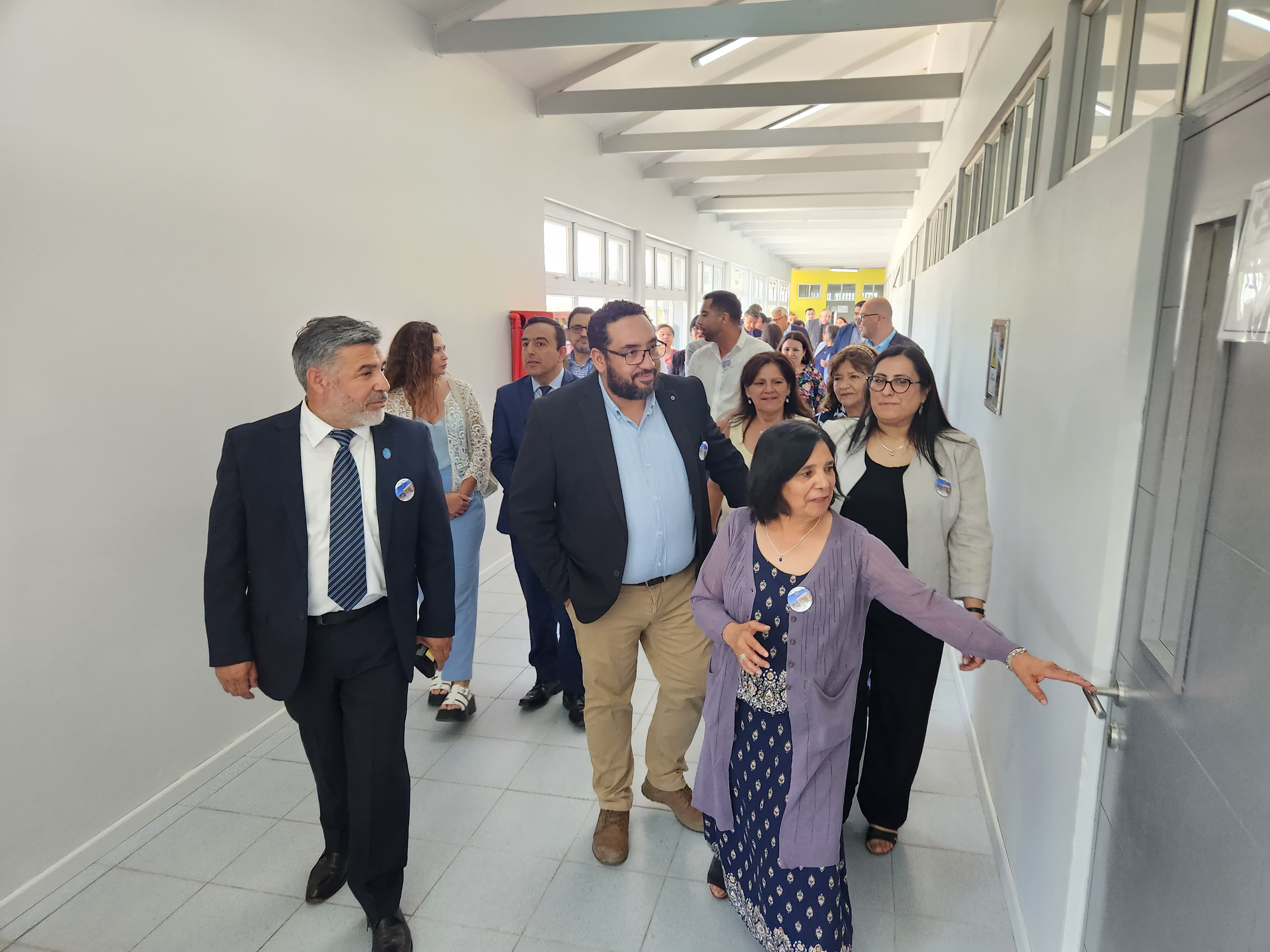 Nueva infraestructura de la Escuela Básica Manquimávida
