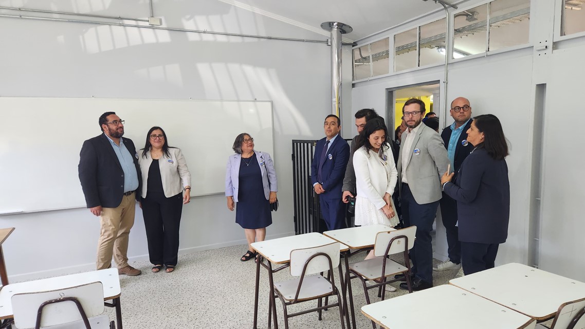 Educación pública Manquimávida